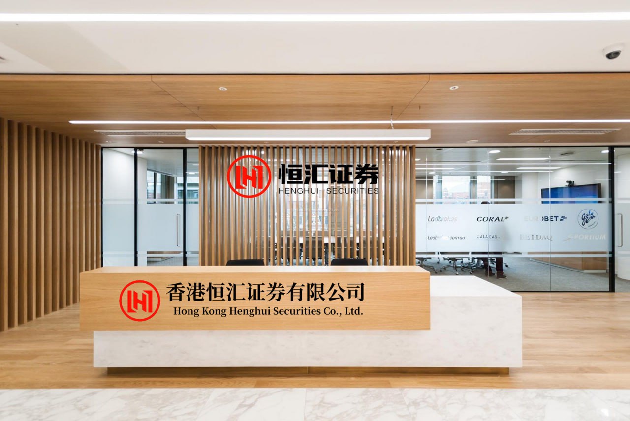 三叶草策略 港股跌幅扩大，发生了什么？